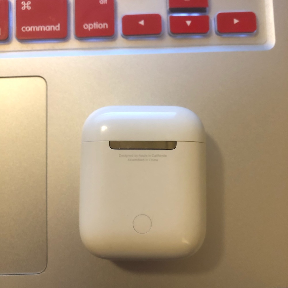 Apple AirPods